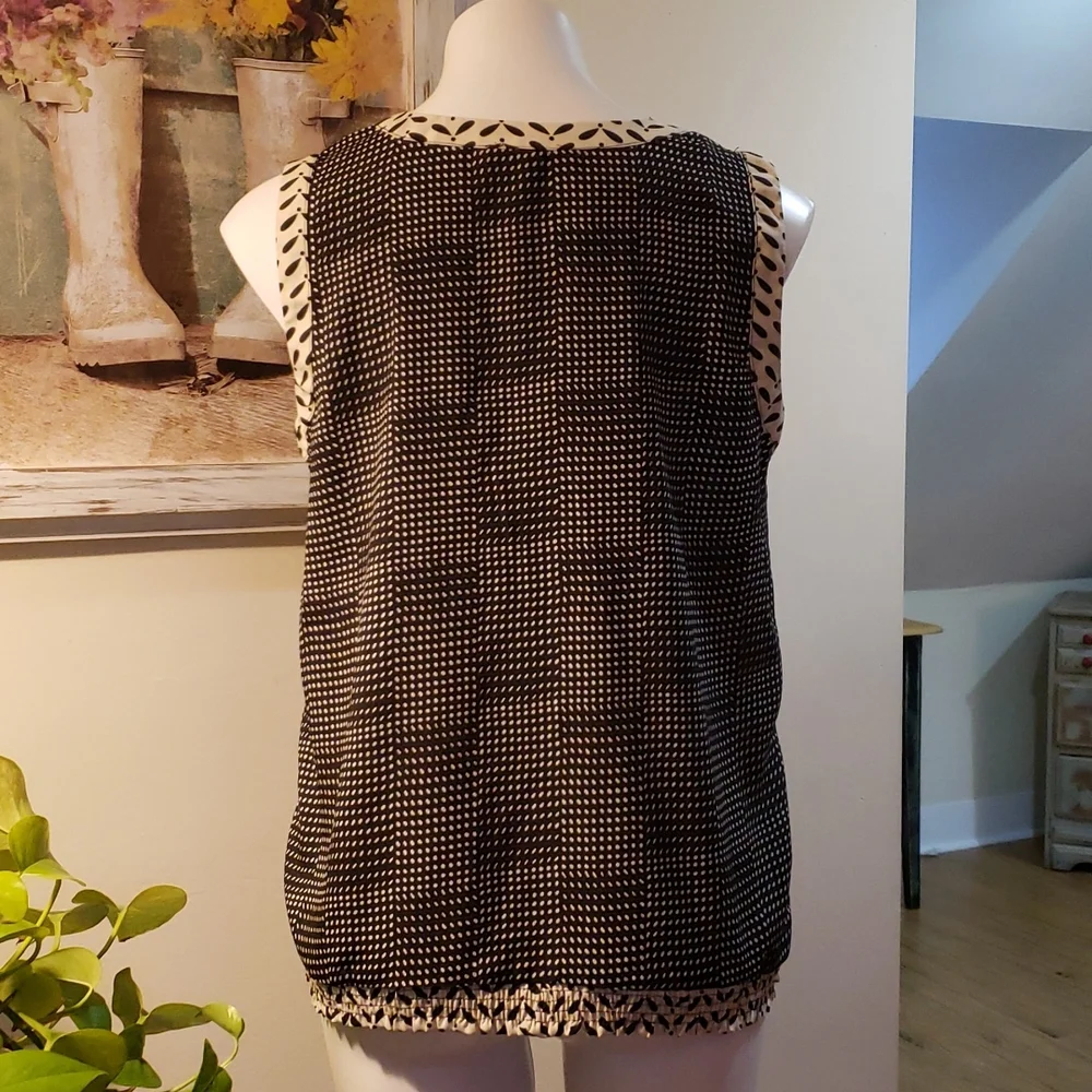 NY Collection Tank - Picture 4 of 5